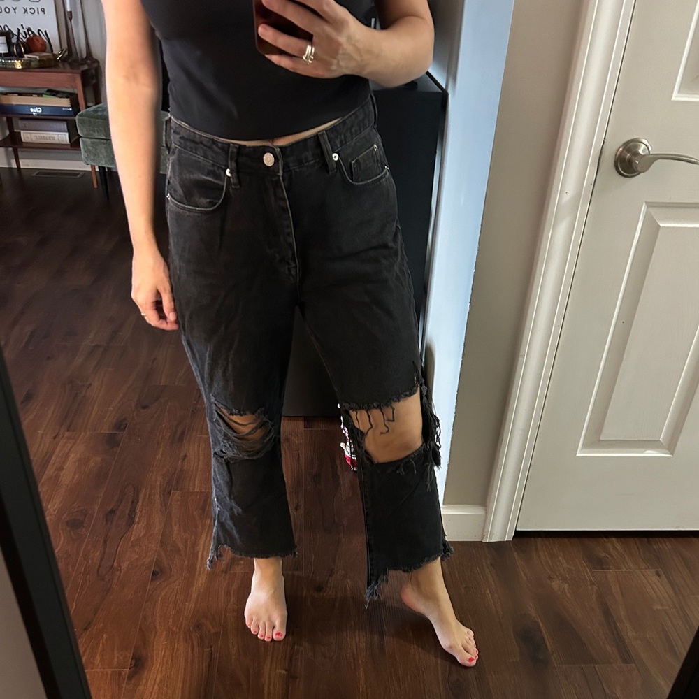 Black Distressed Jeans